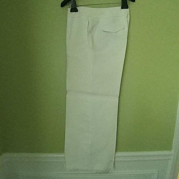 White linen pants - Picture 2 of 3